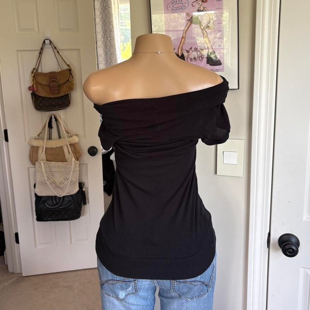 Y2K 2000s grunge Black Off Shoulder Top - Picture 3 of 5